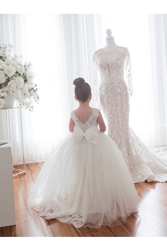 Sleeveless Bateau Neck Tulle & Lace Ivory Ball Gown Chapel Train Flower Girl Dress Leicester